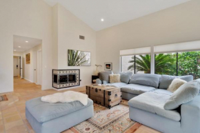 Fully Remodeled Modern Hacienda in La Quinta